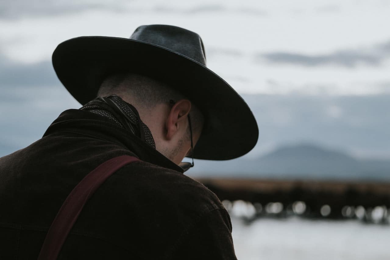 How to Stretch a Hat: 5 Easy Hat Hacks