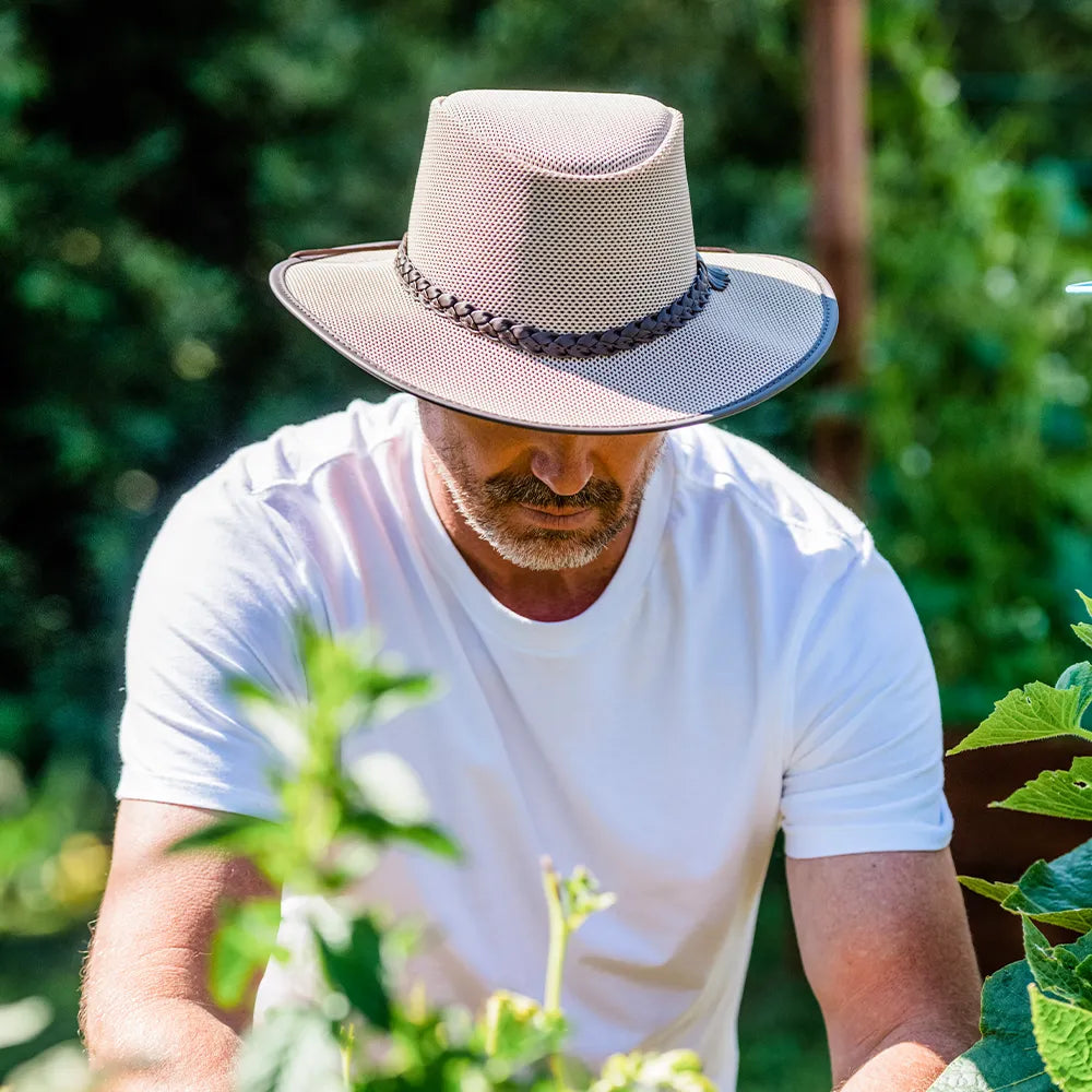 Soaker Mens Breathable Wide Brim Sun Hat – American Hat Makers