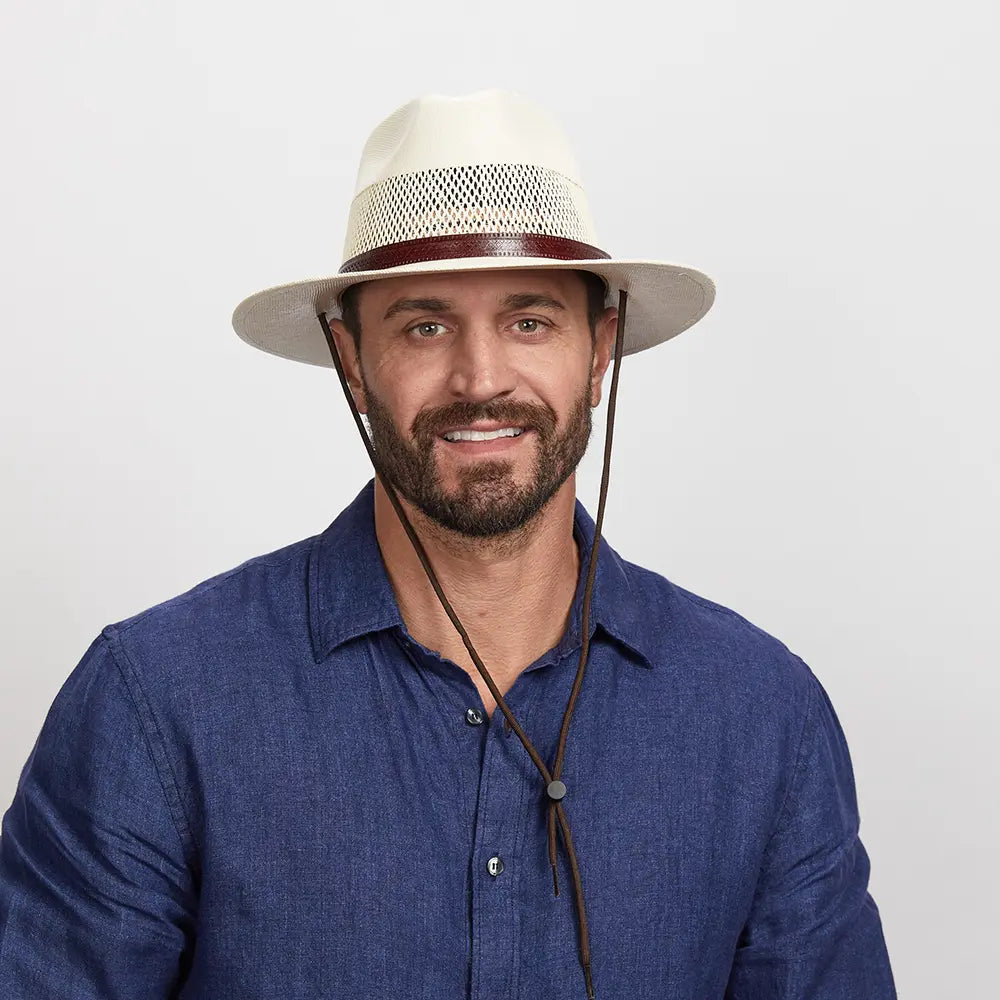 Men wearing fedora hats sales