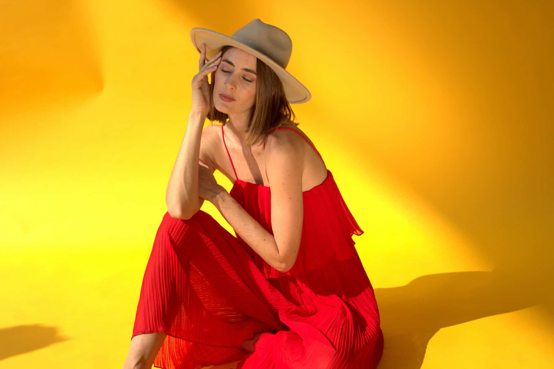 How to Clean a Suede Hat: Expert Tips for Long-lasting Elegance