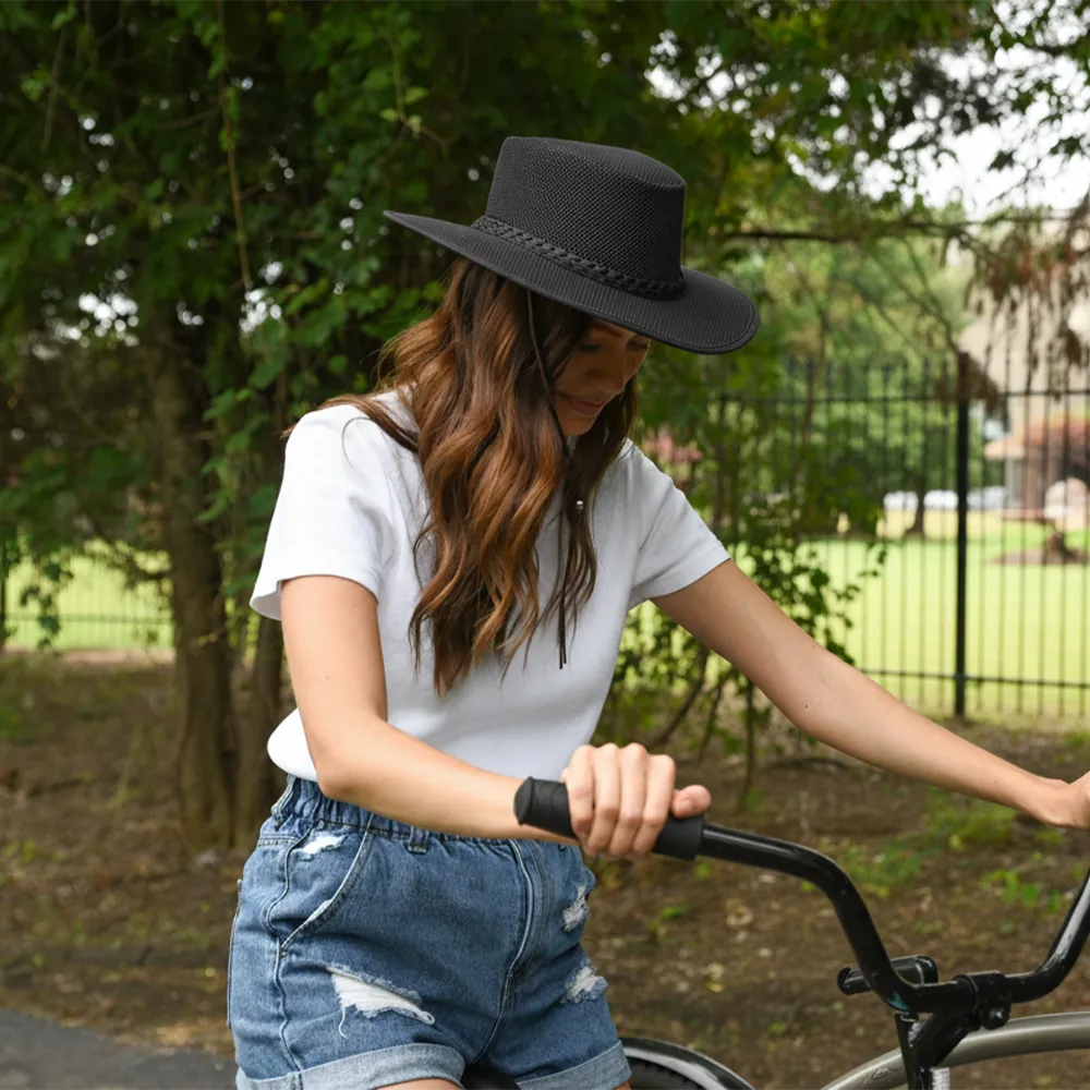 Soaker | Womens Black Wide Brim Sun Hat