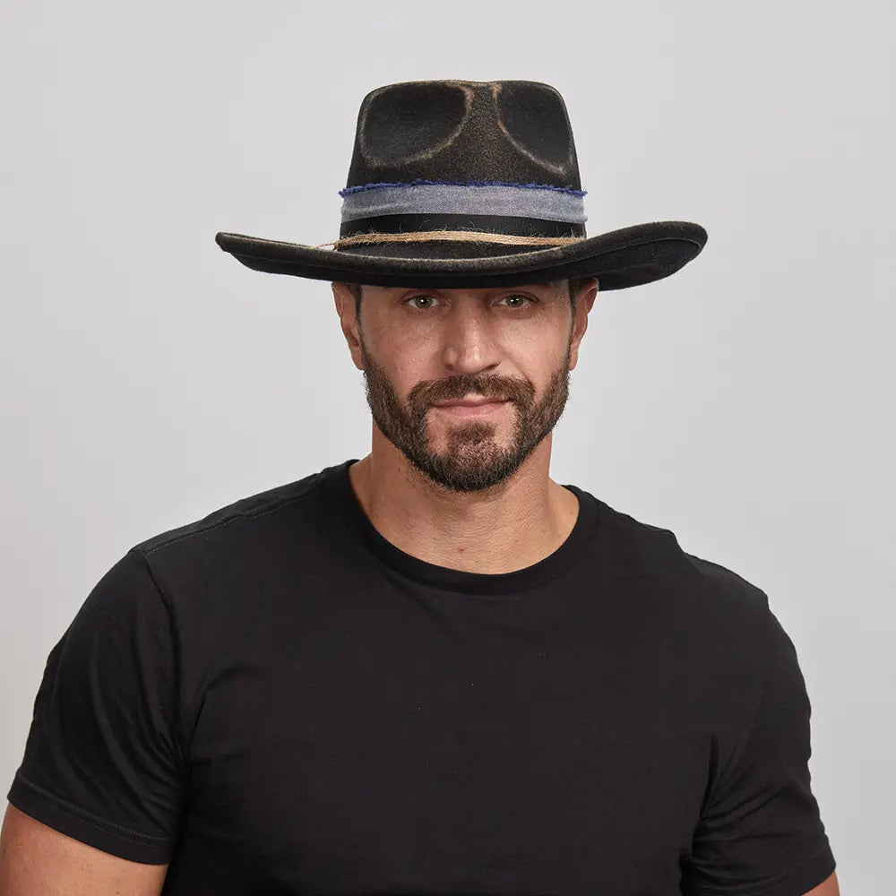 Small Town | Mens Black Wide Brim Felt Fedora Hat – American Hat Makers