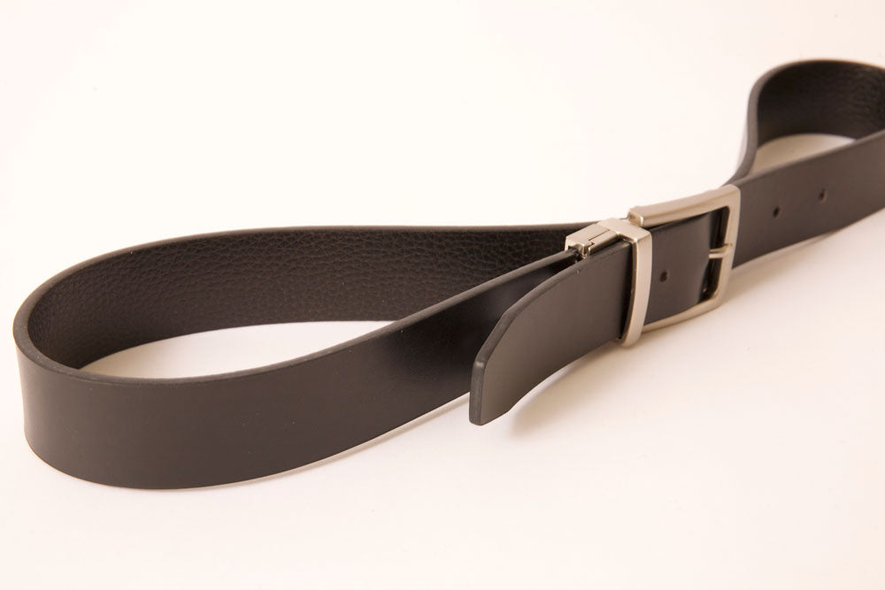 black reversible belt by american hat makers angled left view