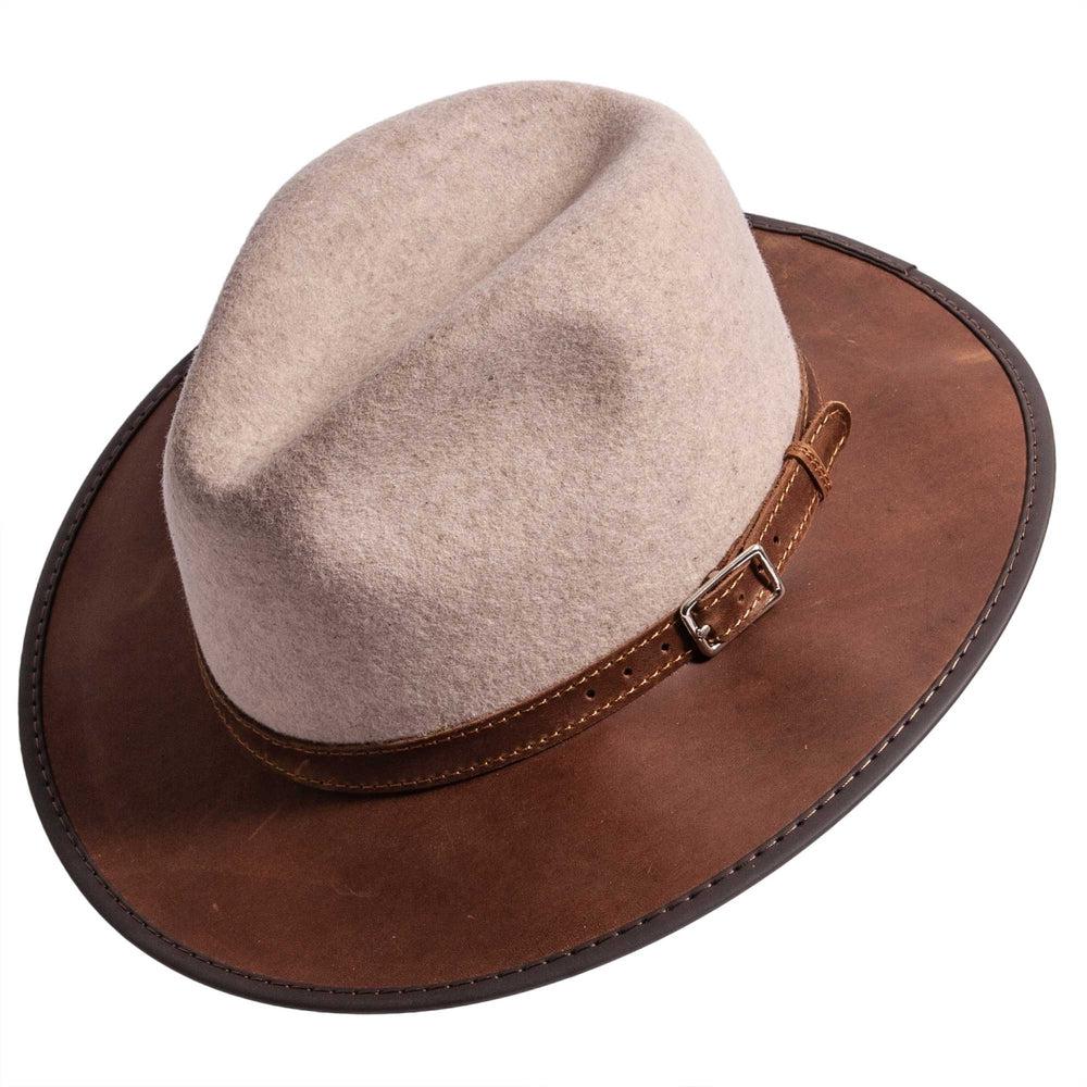 An angle left side view of oatmeal color summit felt fedora
